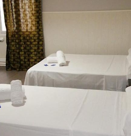 Hostal Oxum マドリード エクステリア 写真